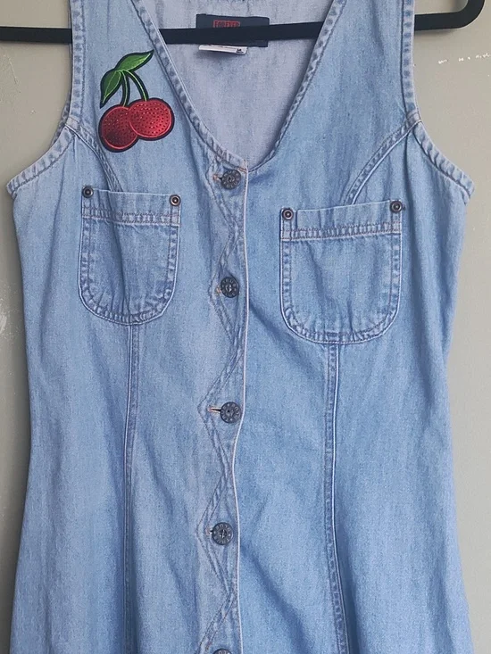 Adorable Dress Cherry 🍒 - Picture 1 of 6